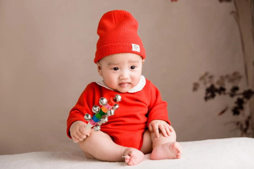 景德镇六个月宝宝总是摇头